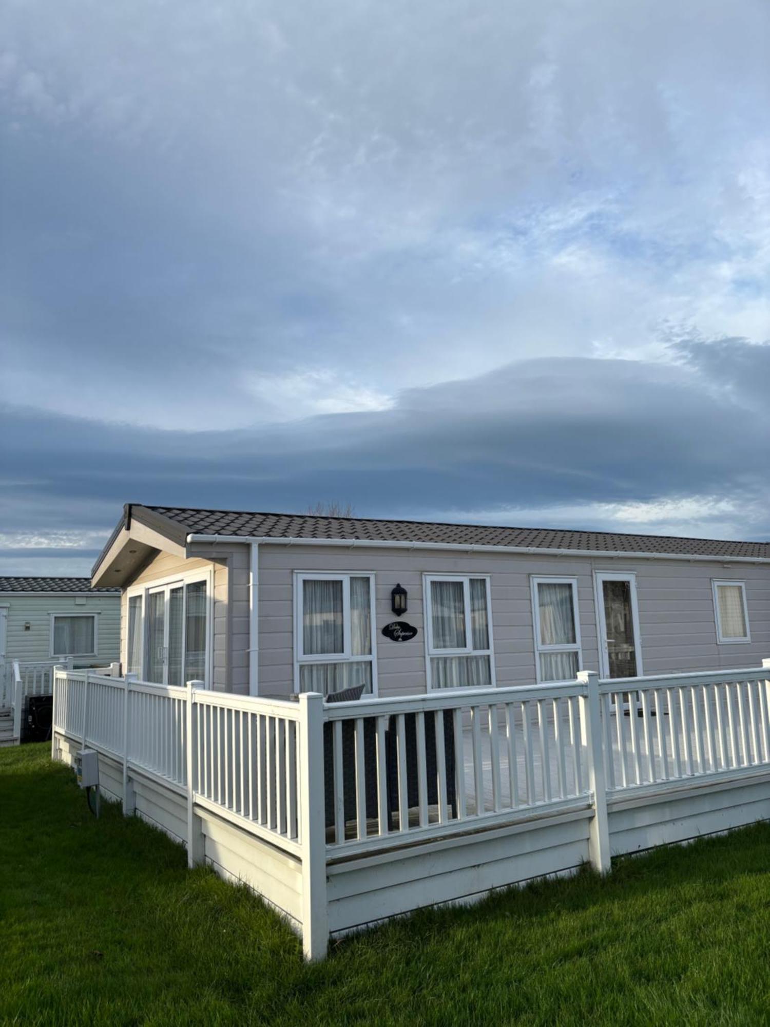 Butterfly Lane Holidays At Marine, Рил Экстерьер фото