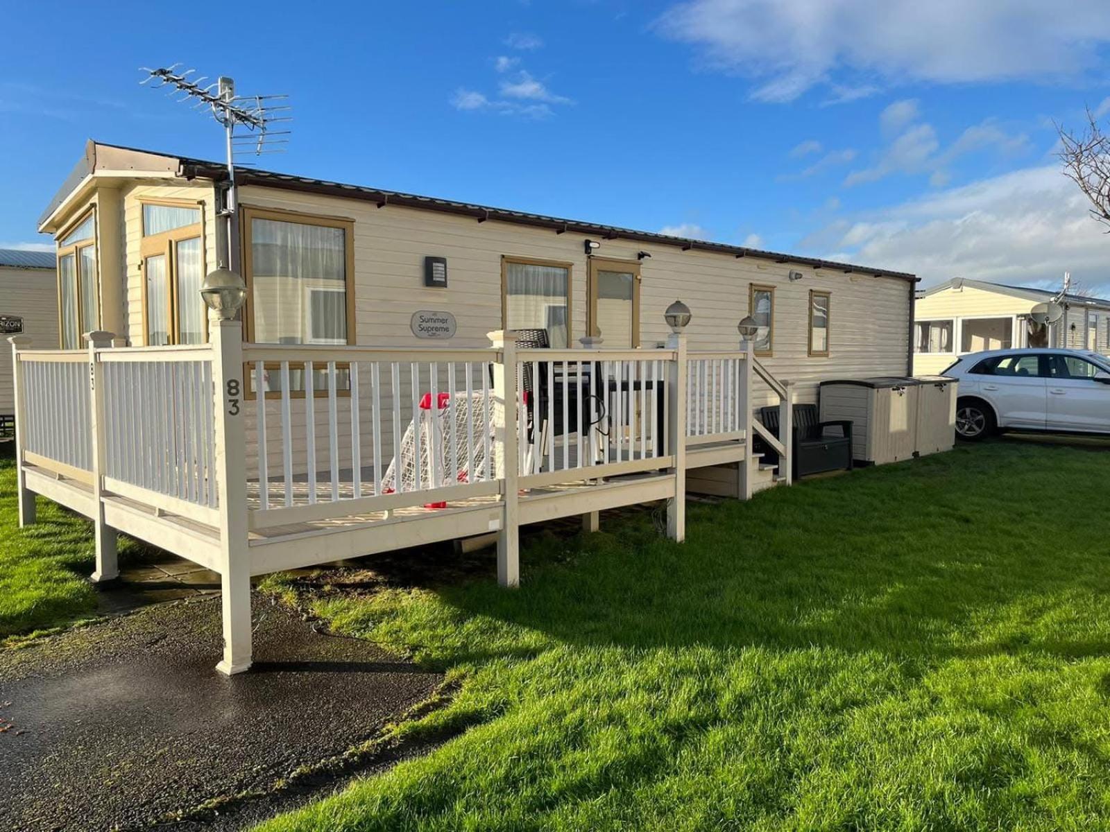 Butterfly Lane Holidays At Marine, Рил Номер фото